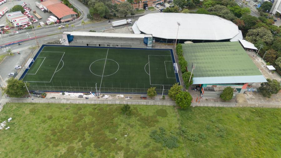 En 50 días, Sabaneta transformó la cancha sintética de la Unidad Deportiva Zona Norte.