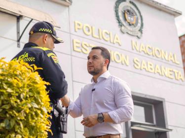 El alcalde Alder Cruz, asegura 