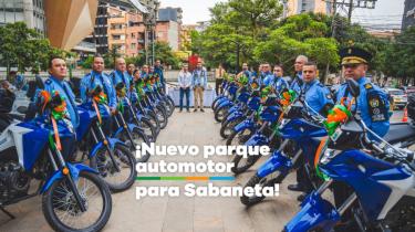 Sabaneta fortalece su movilidad y servicio de salud con entrega de nuevo parque automotor